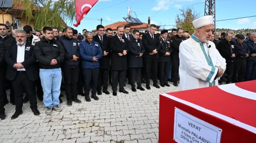 Görev başında şehit olan asker, memleketi Isparta’da son yolculuğuna uğurlandı