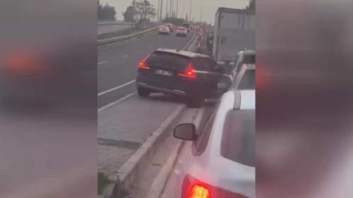 İzmir'de trafik magandasının ehliyetine el konuldu!