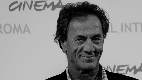 Filistin sinemasının efsanesi Mohammad Bakri hayatını kaybetti