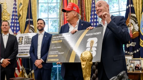ABD Başkanı Trump'a 'FIFA Barış Ödülü' verildi