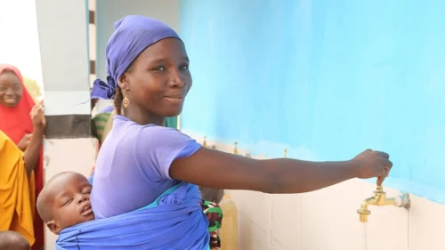 Bir Damla Bir Hayat Liberya’da! Yeni su kuyuları sayesinde 150 bin kişi temiz suya ulaştı