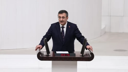 Cevdet Yılmaz’dan muhalefete “iyileştirmek istiyorsanız gelin anayasayı çalışalım” çağrısı