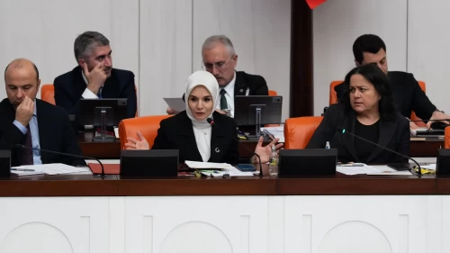 Bakan Göktaş açıkladı! Çalışan anne ve babalara yeni haklar geliyor