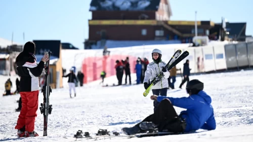 Erciyes’te kayak sezonu açıldı: Pistler ilk günden doldu