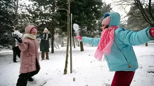 Rize ve Artvin’de eğitime kar engeli!