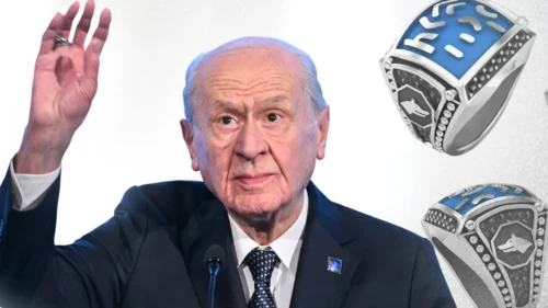 MHP Lideri Bahçeli'nin kurt başlı yüzüğü ve rozeti gündem oldu