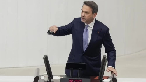 Türkiye dünya devleri arasına girdi! Bakan Bayraktar 2028 yılını işaret etti