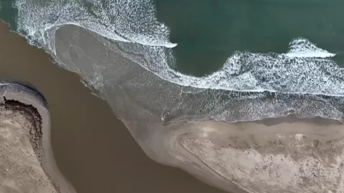 Mert Gölü denizle buluştu