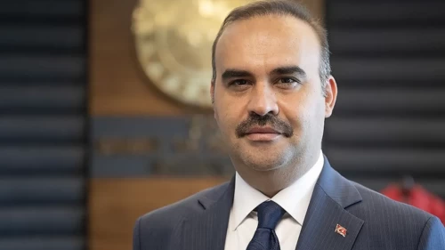 Bakan Kacır: Sanayi üretimi kasımda yükseldi, yüksek teknoloji lokomotif oldu