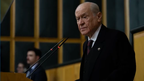 MHP Lideri Devlet Bahçeli: Tokalaşma anlıktı