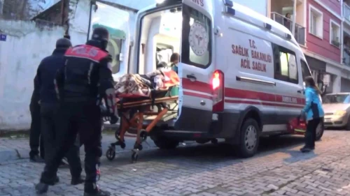 Efeler’de korkutan olay! Yatağında baygın halde bulundu