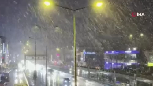 İstanbul’da kar yağışı başladı