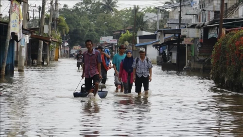 Endonezya'da sel felaketi: 9 kişi hayatını kaybetti