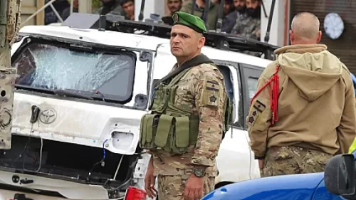 Soykırımcı İsrail Kuneytra’da genci alıkoydu, bilinmeyen maddeler püskürtüldü