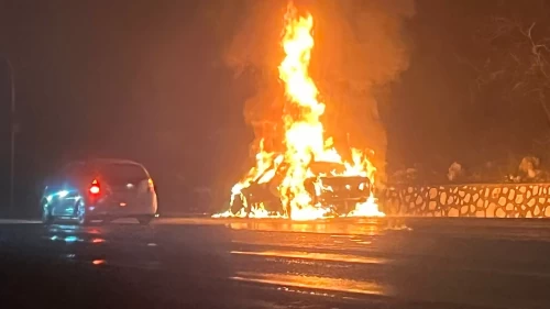 Burdur'da otomobil alev alev yandı: 5 kişi son anda kurtuldu!