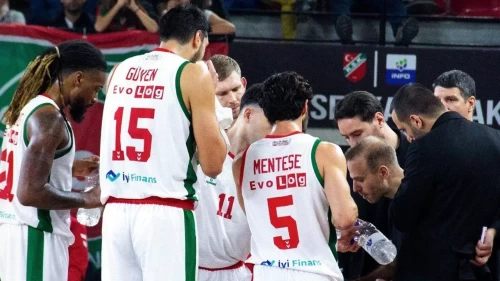 Basketbol Süper Ligi’nde Karşıyaka Tofaş’ı ağırlıyor
