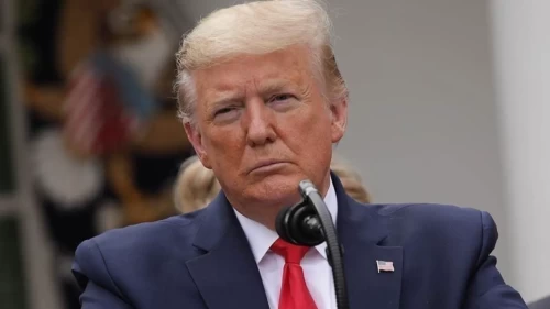 Trump’tan İran’la ticaret yapan ülkelere yüzde 25 gümrük vergisi kararı