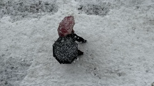 Dondurucu soğuklar ve kar uyarısı: Erzurum ve Kars -17 dereceyi görecek!