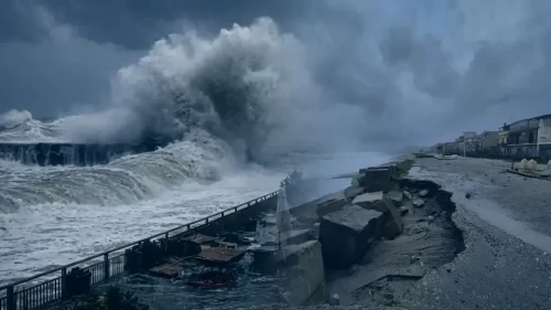 Harry Kasırgası Orta Akdeniz’de felaket getirdi
