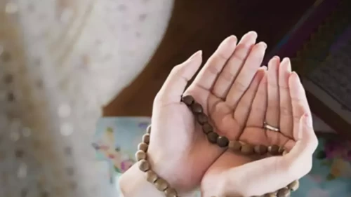 Cuma günü evinizde bereket kapılarını açan ibadetler