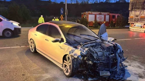 Çanakkale’de kavşak faciası! Yaralılar var