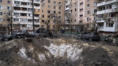 Zaporijya’ya füze saldırısı: Çok sayıda daire ve araç hasar gördü