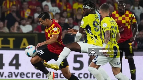 Fenerbahçe, Göztepe’yi ağırlıyor: Zirve mücadelesi devam ediyor