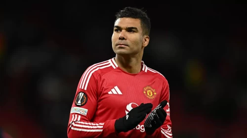 Manchester United, Casemiro yollarını ayırıyor