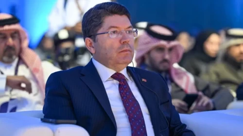 Bakan Tunç, Katar’da Hukuk Forumu’na katıldı