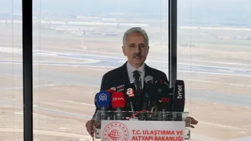 Bakan Uraloğlu yolcu sayısının her yıl arttığını duyurdu
