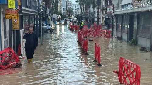 İzmir’de "Turuncu" alarm sonrası tanıdık manzara