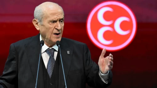 TBMM’de yemin krizi: MHP Lideri Bahçeli CHP’nin kürsü işgaline sert tepki gösterdi