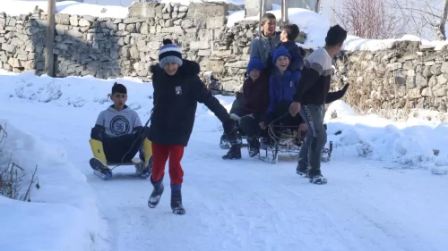 Tekirdağ'ın Saray ilçesinde taşımalı eğitim durduruldu