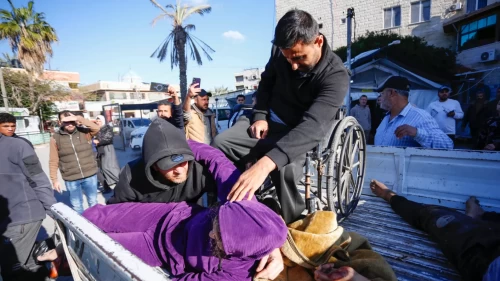 İsrail Gazze'de çadırları bombaladı! Biri çocuk 2 kişi öldürüldü