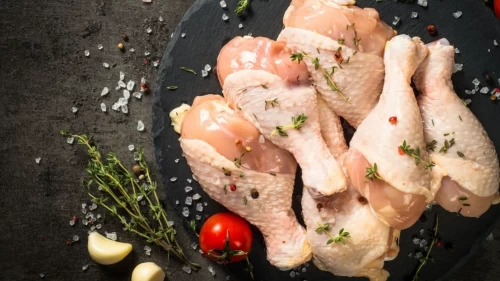 325 kilo bozuk tavuk ele geçirildi!