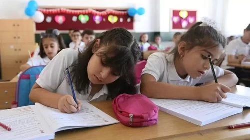 Okullarda 2. ara tatil ne zaman başlayacak? Tatil süresi uzayacak mı?