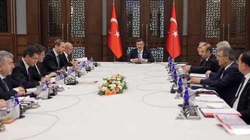 Ankara'da kritik ekonomi zirvesi toplandı!