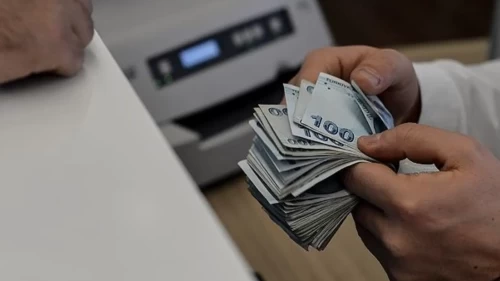 Milyonların gözü bu tabloda! SSK ve Bağ-Kur'luya çifte bayram: Hem zam hem ikramiye yolda