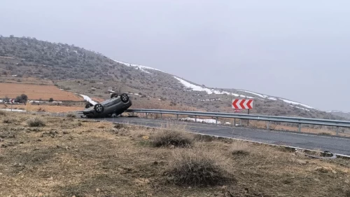 Batman'da korkutan kaza! Otomobil takla attı