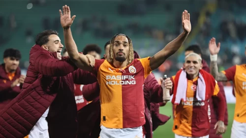 Sacha Boey yeniden Galatasaray formasıyla sahadaydı