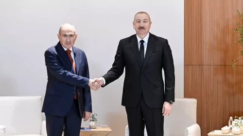 Aliyev ve Paşinyan Abu Dabi'de görüştü