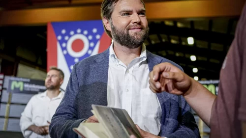 Ermenistan Başbakanı Paşinyan'dan flaş karar: Karabağ kitabı hediye eden müdürü görevden alındı!