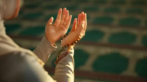 Kadir Gecesi'nde Yasin Suresi kaç kere okunur, ne zaman? Yasin Suresi'nden sonra hangi dua okunur?