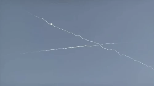 İsrail semalarında siren sesleri bir an bile dinmiyor