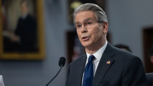 Denizdeki İran petrolüne geçici tahliye izni!