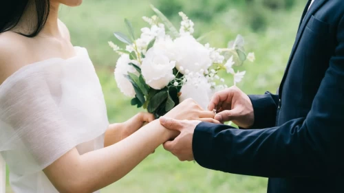 Evlenecek gençlere çifte müjde: Hem faizsiz kredi hem indirim kodu