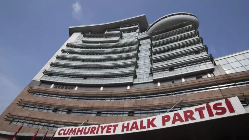 'Parti yolsuzluklarla anılmasın' diyenleri CHP'den ihraç edenler, Özkan Yalım'a aynı cesareti gösteremedi! İşte olay çıkaracak iddialar!