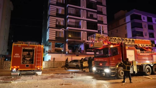 14 katlı binada doğal gaz patlaması: Yaralı sayısı 16'ya yükseldi