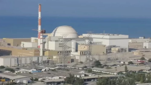 İran duyurdu: Buşehr Nükleer Santrali'ne füze isabet etti!