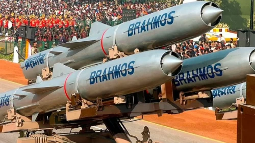Endonezya, Hindistan’dan BrahMos füze sistemi alacak